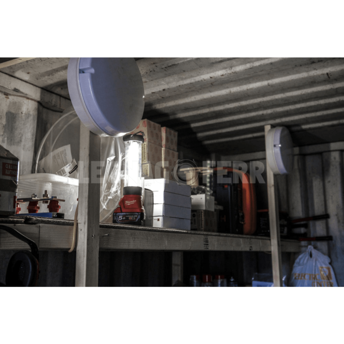 Milwaukee M18 LL-0 Faro LED a Batteria 700 lm 4932430563 - immagine 2