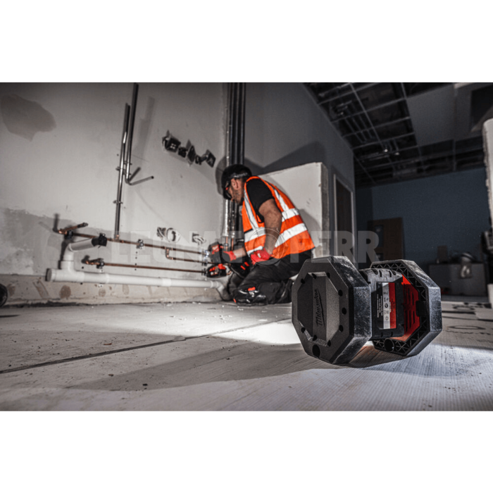 Milwaukee M18 AL-0 Faro LED a Batteria 400 lm 4932430392 - immagine 4